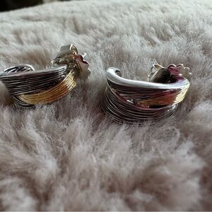 DEAL!!!New Authentic John Hardy 18k yellow gold sterling silver hoop earrings